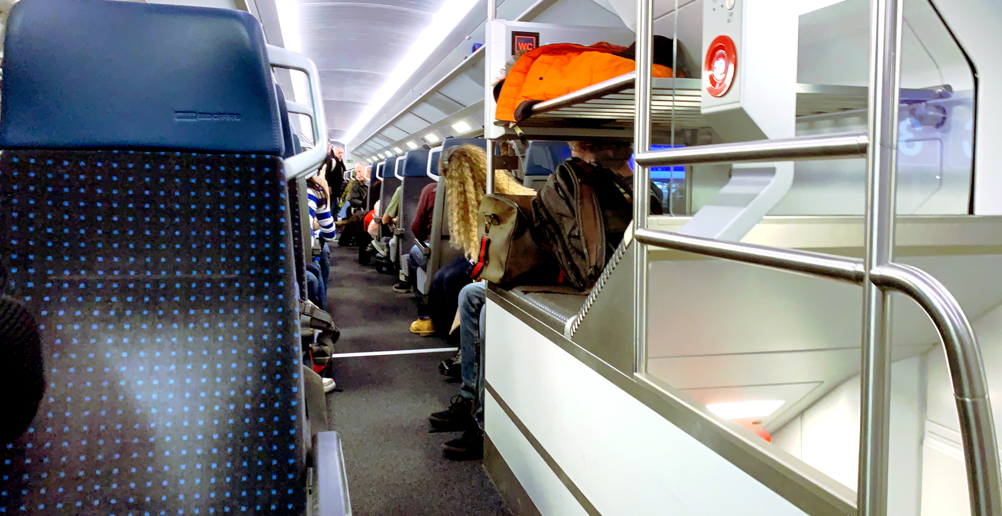 Wenn Man Im Zug Hochspringt Unsicherheitsfaktor Zug – Carnac